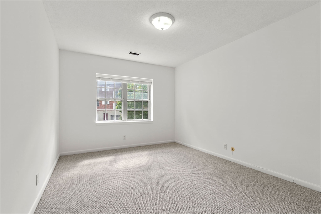 132 Lake Shore Road # 4