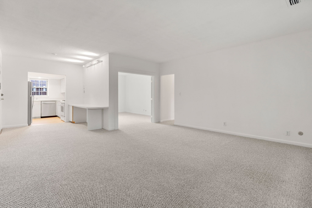 132 Lake Shore Road # 4