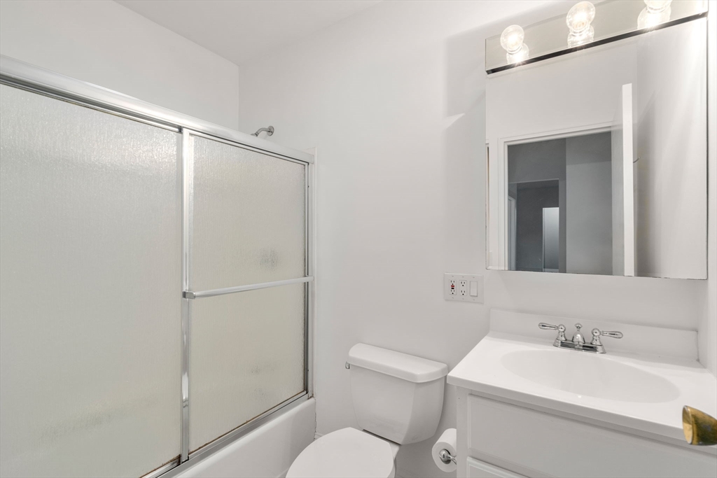 132 Lake Shore Road # 4