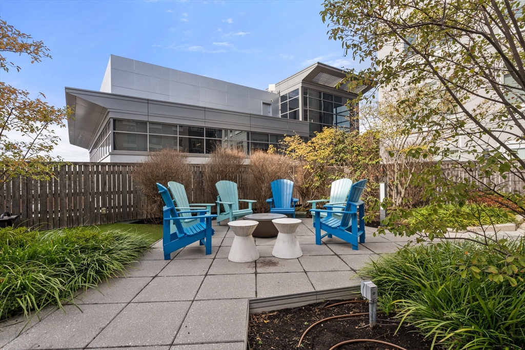 180 Telford Street # 417