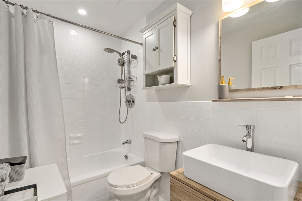 199 Marlborough Street # 102