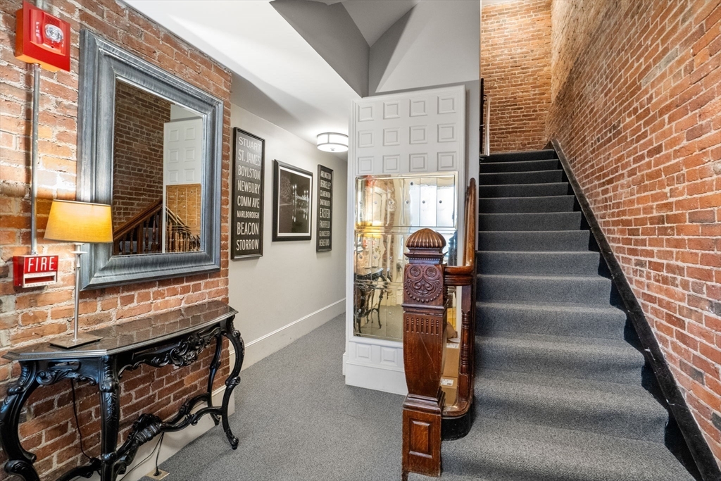 199 Marlborough Street # 102