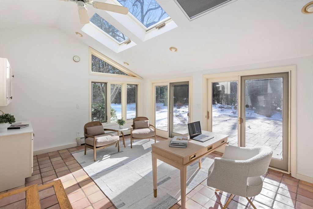 11 Trailside Rd