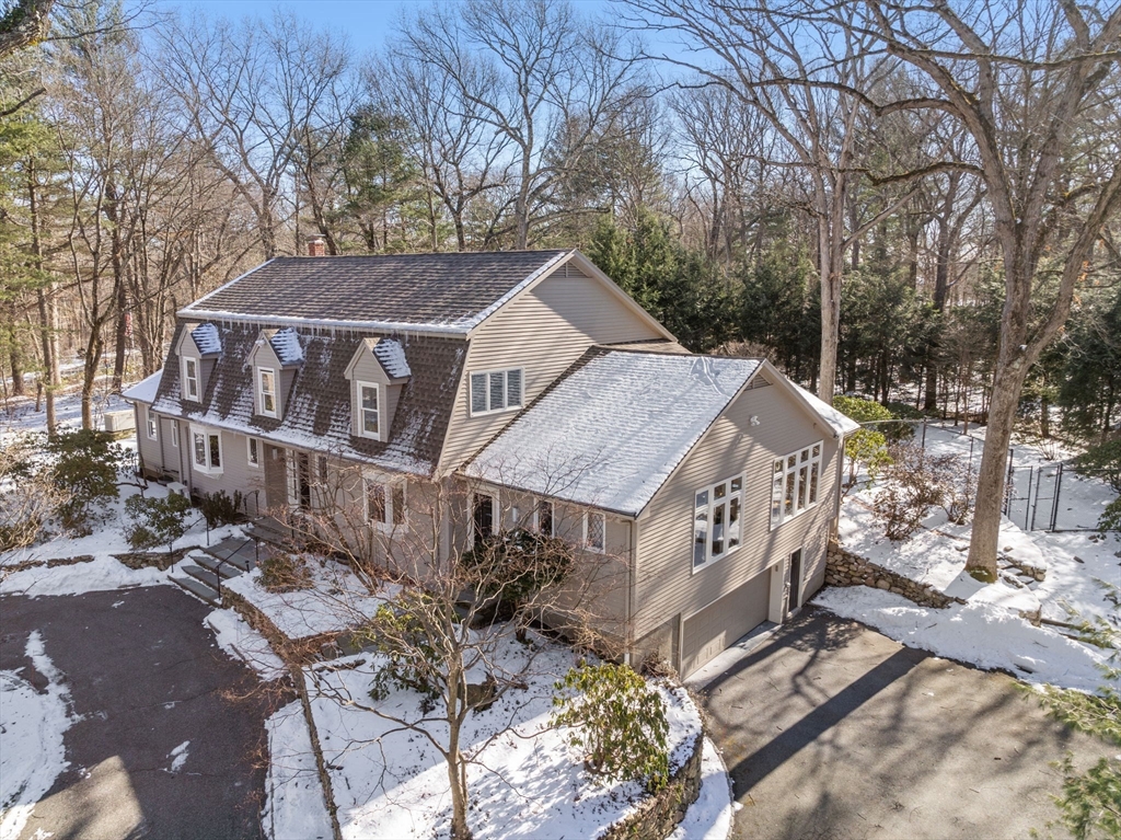 11 Trailside Rd