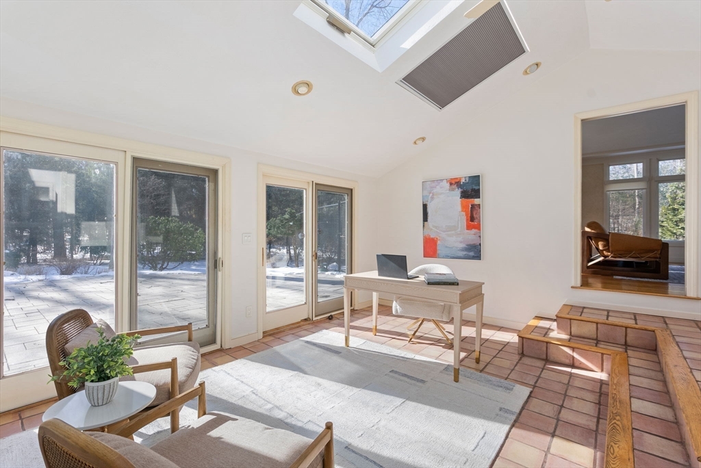 11 Trailside Rd