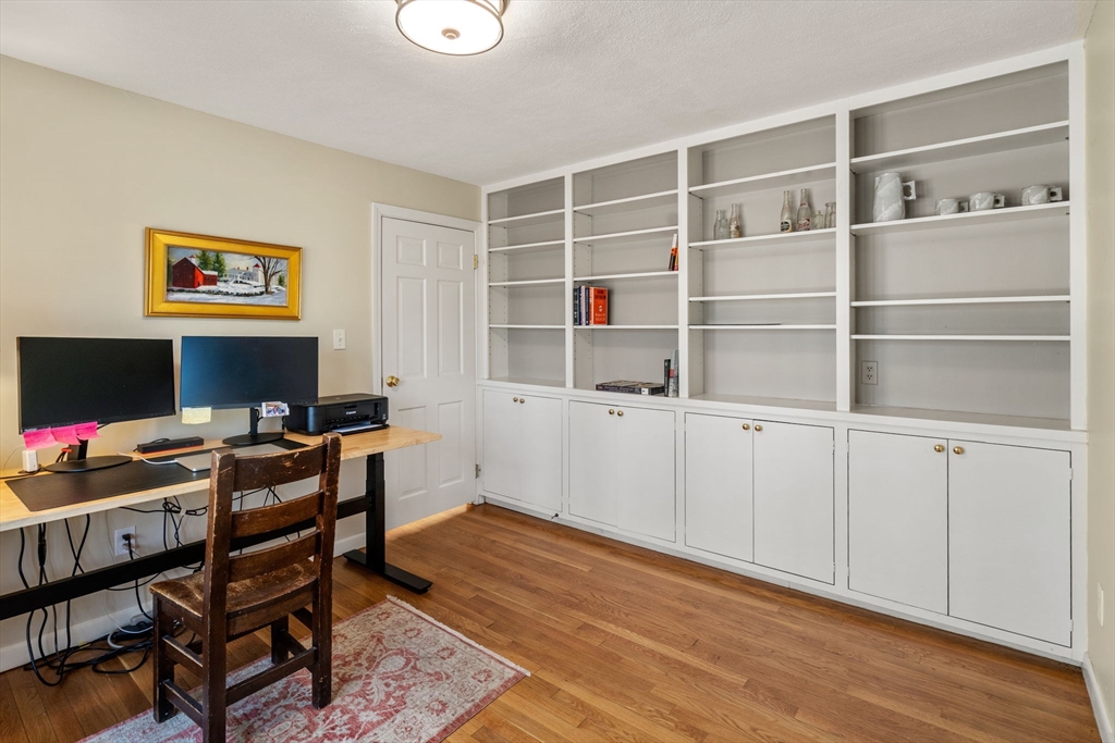 3 Goose Pond Road