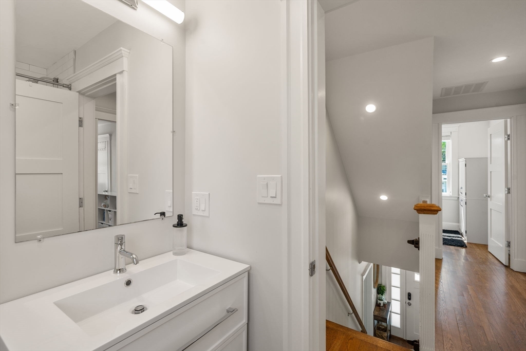 5 Meredith Circle