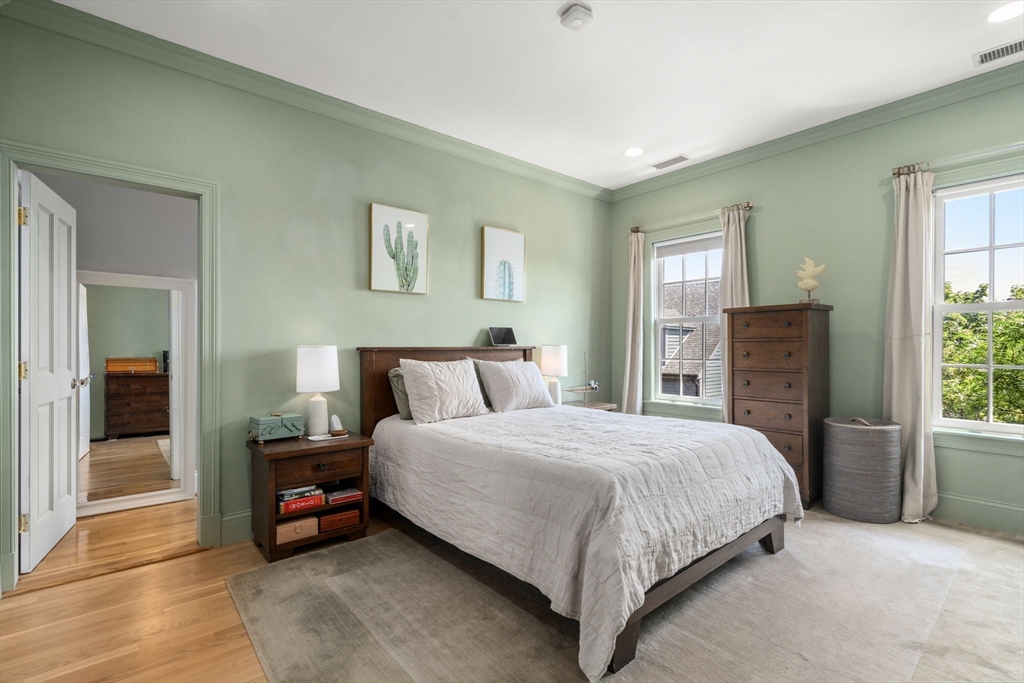 48 Mount Vernon Street # 3