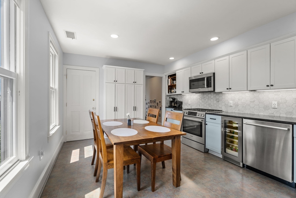 48 Mount Vernon Street # 3