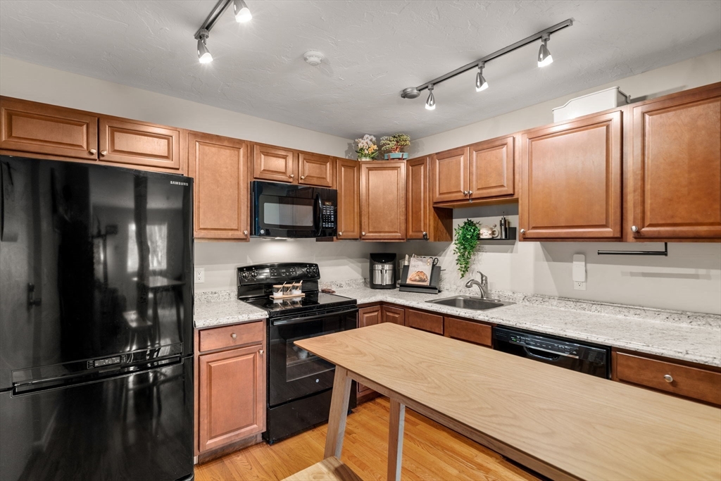 211 West Street # 9A
