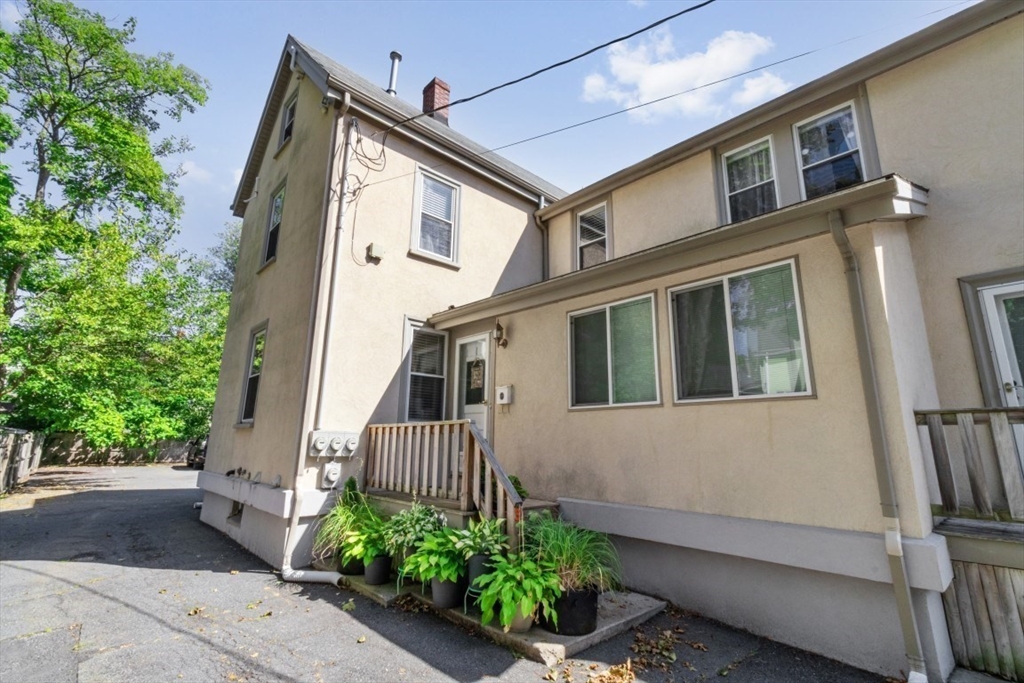 20-22 Cedar St # 3, Norwood Unit: 3