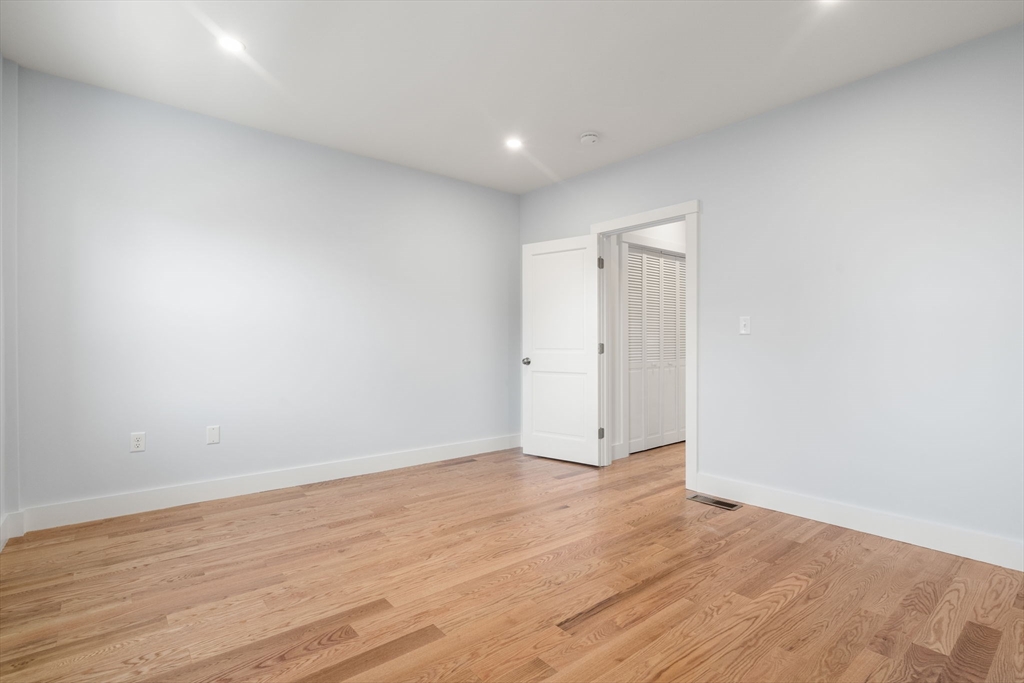 6 Clinton Street # 6