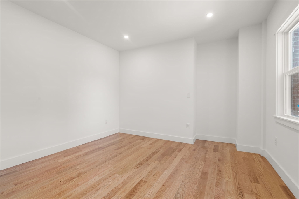 6 Clinton Street # 6