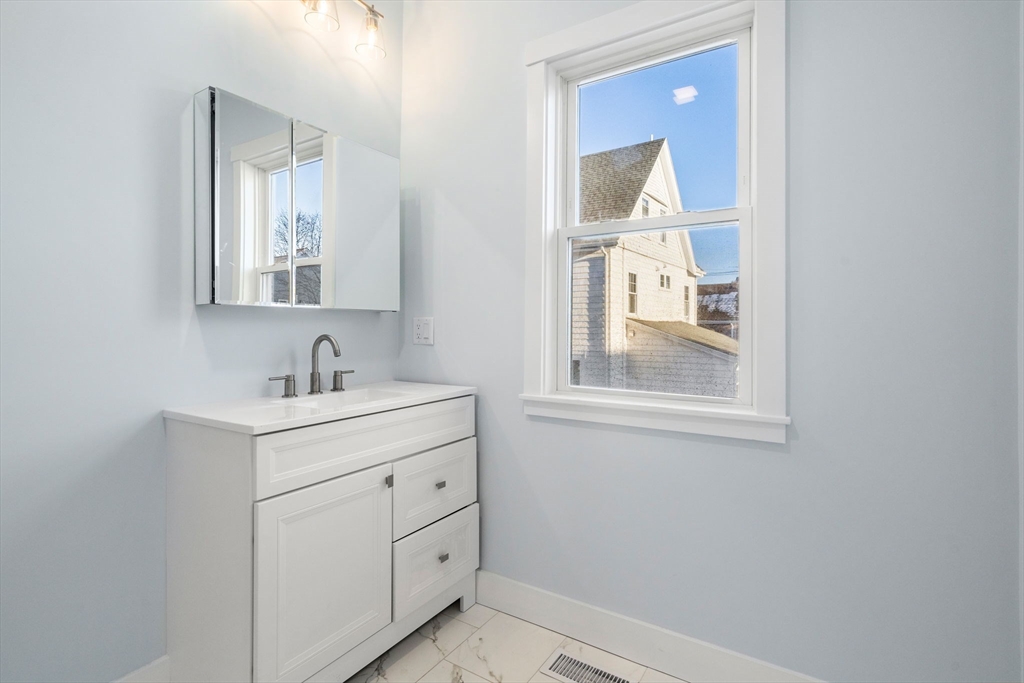 6 Clinton Street # 6