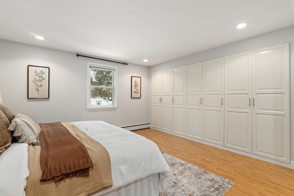 14 Pinewood Ave