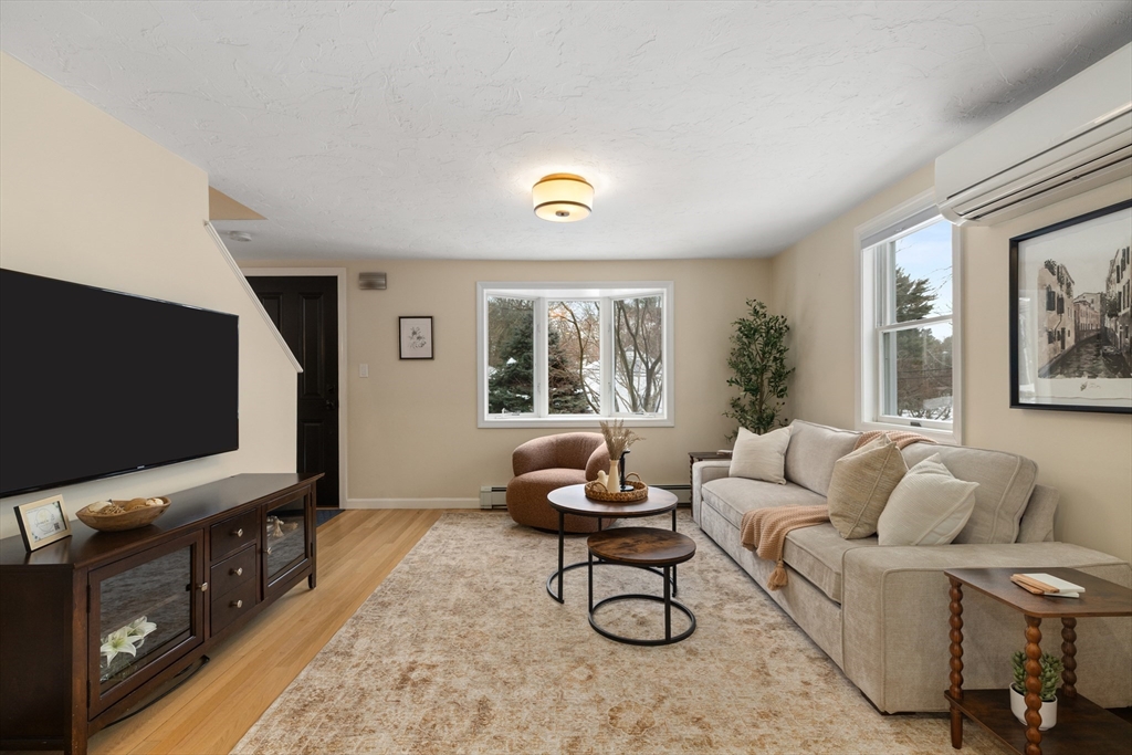 14 Pinewood Ave