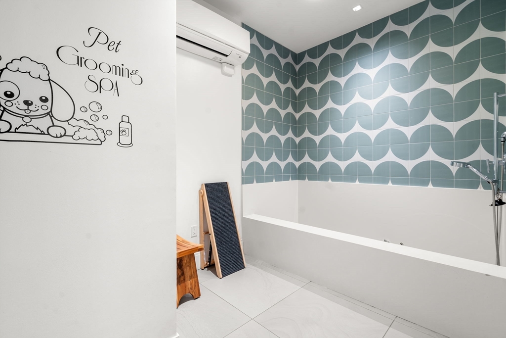 191 Washington Street # 518