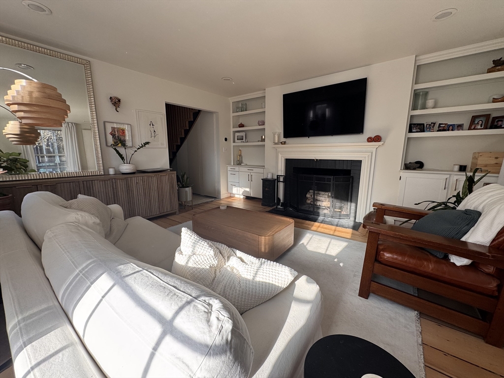 65 Pinckney Street # 3