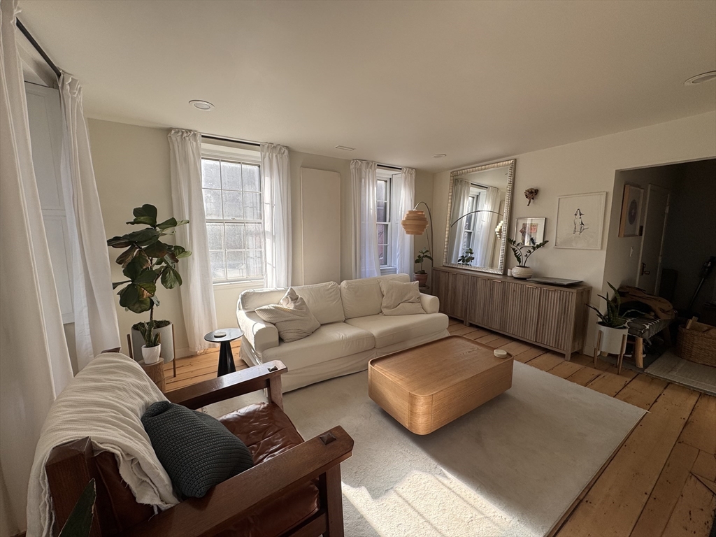 65 Pinckney Street # 3