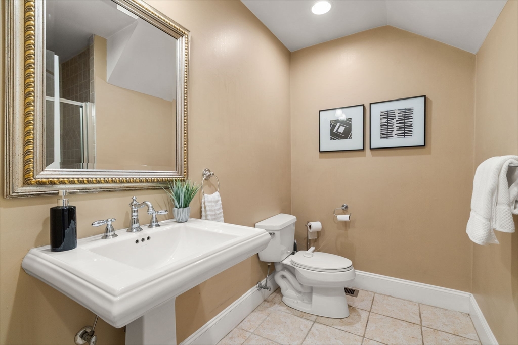 215 L Street # 1