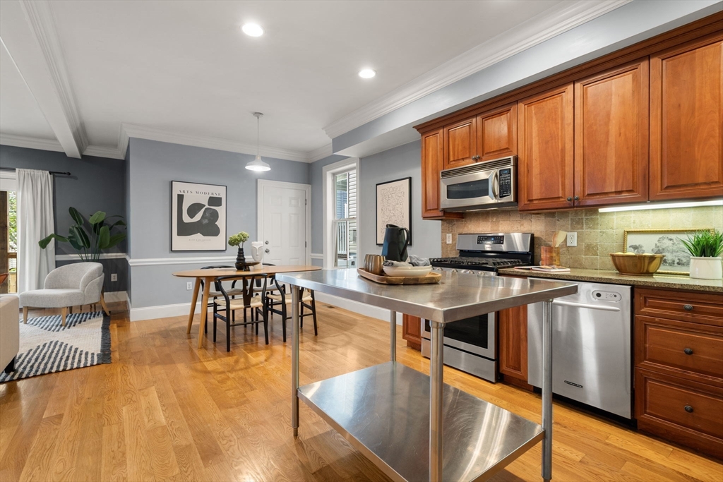 215 L Street # 1