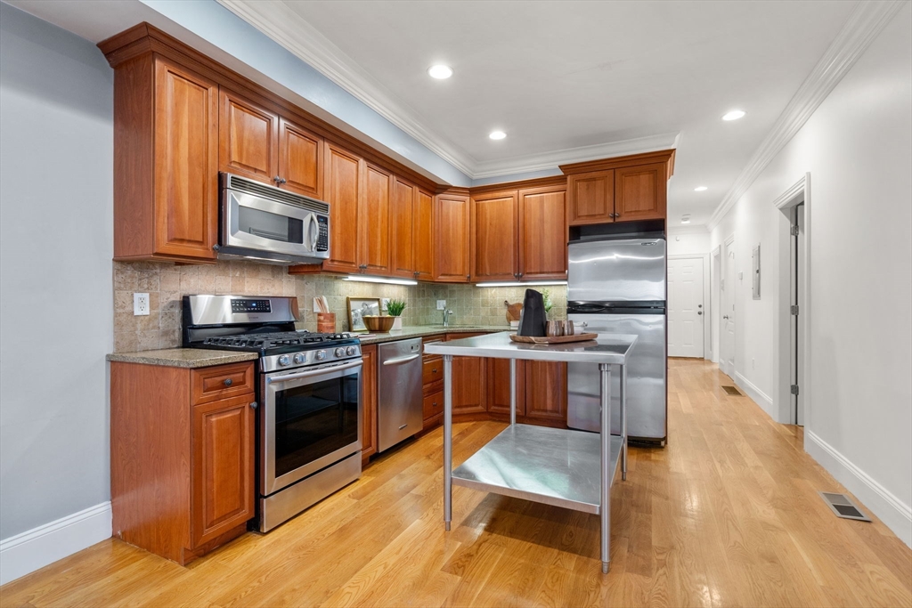 215 L Street # 1