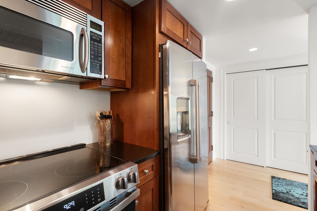 44 Prince Street # 402