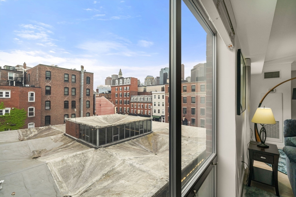 44 Prince Street # 402