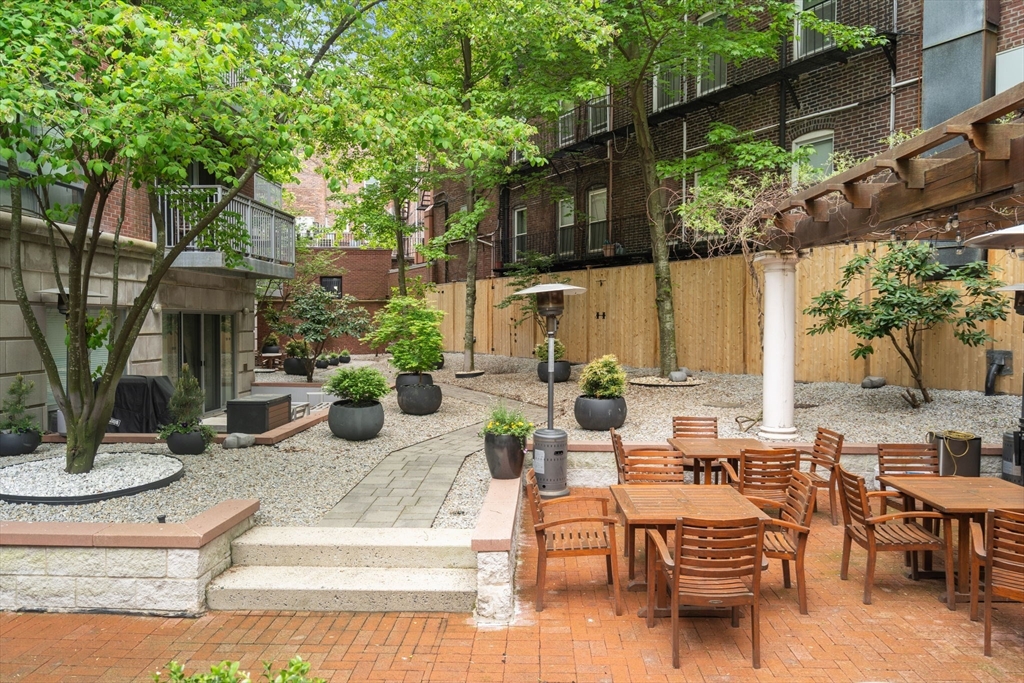 44 Prince Street # 402