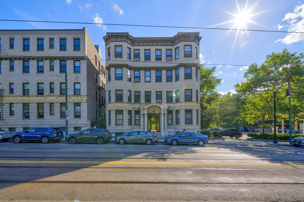 324 Chestnut Hill Ave. # 9
