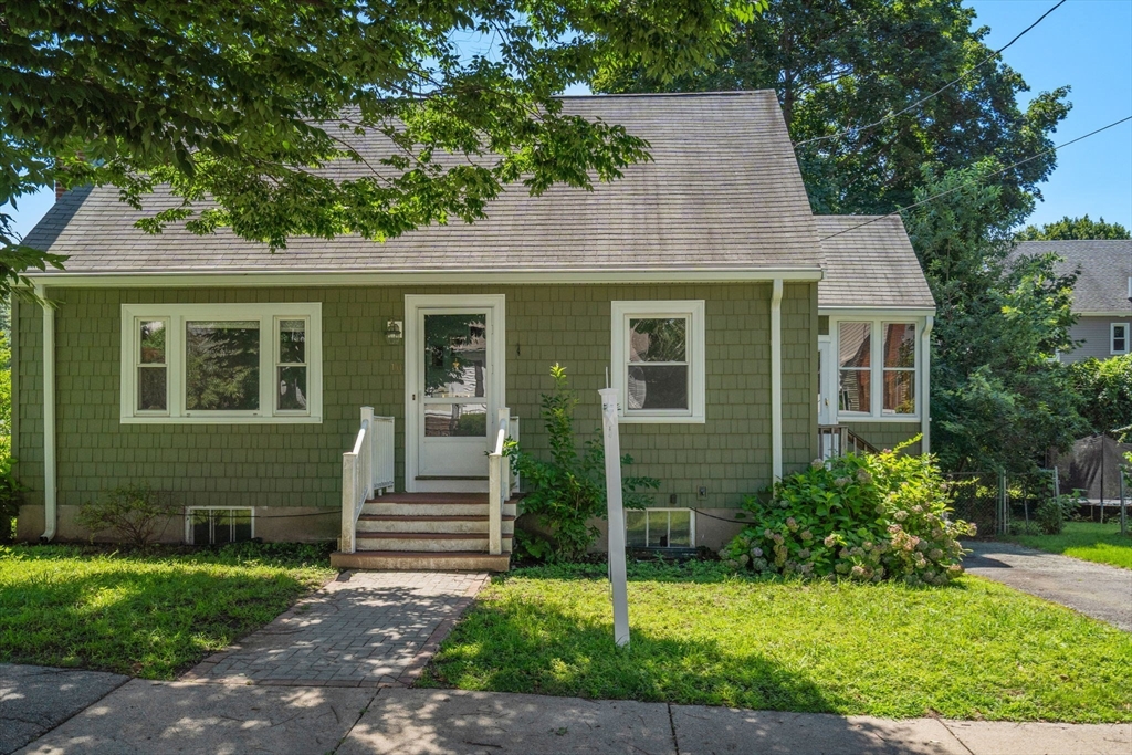 10 Emelia Terrace