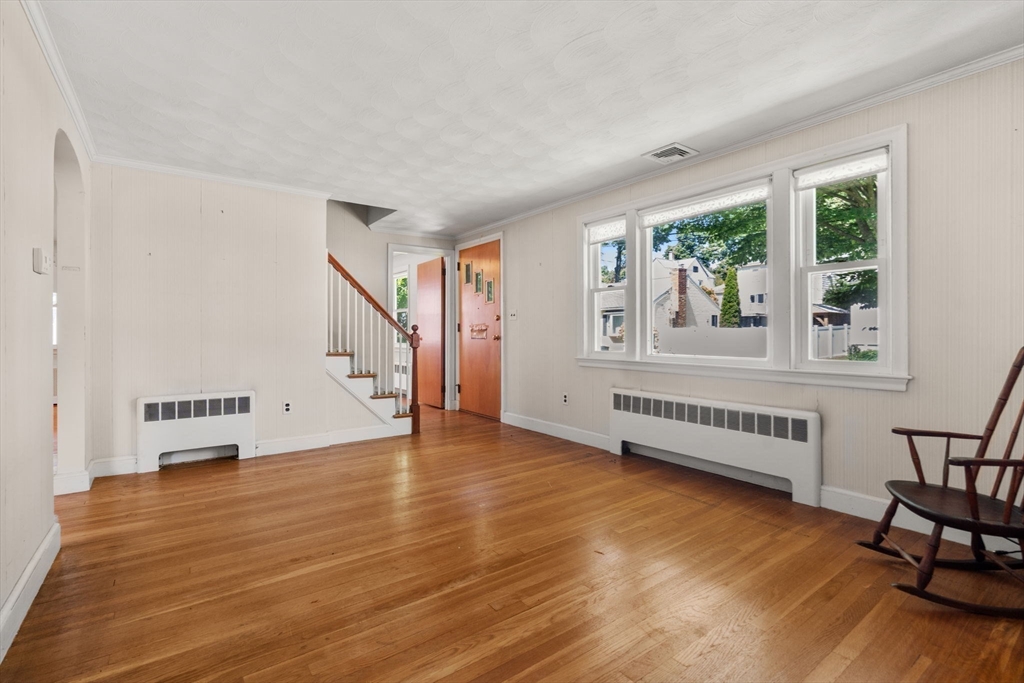 10 Emelia Terrace