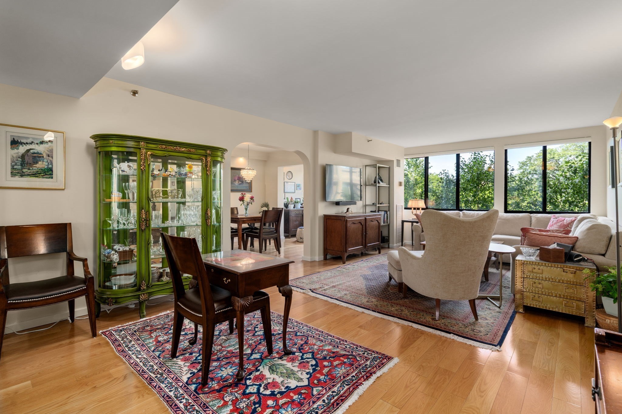 1731 Beacon Street # 402