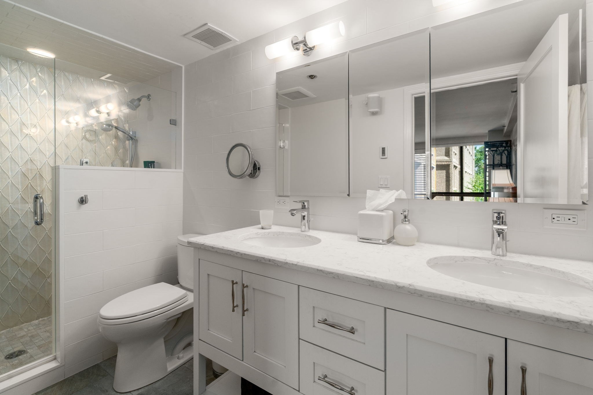 1731 Beacon Street # 402