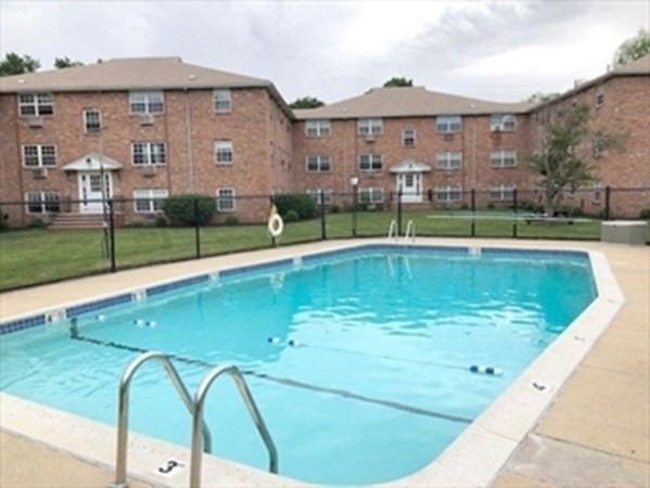 4 Colonial Village Drive # 7