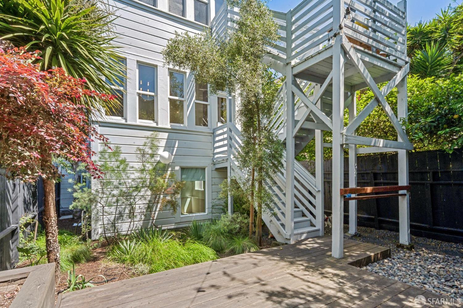 830 Alabama Street