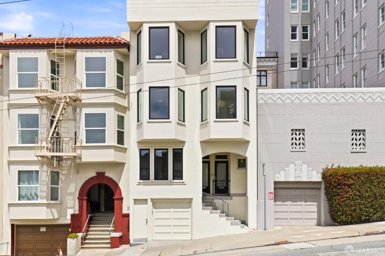 1174 Union Street