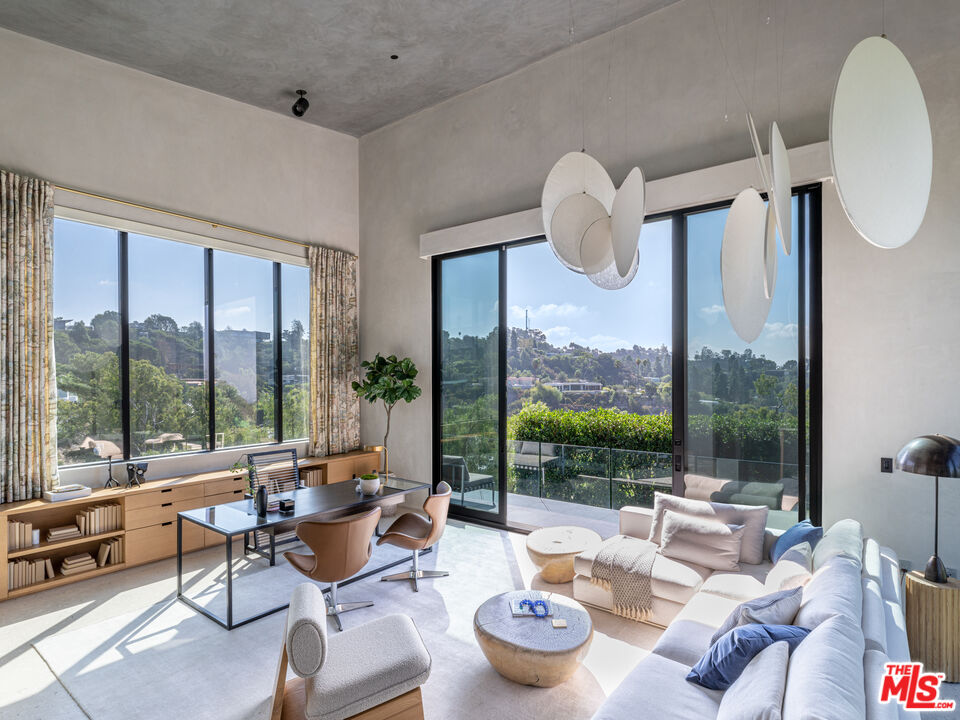 9152 Janice Pl