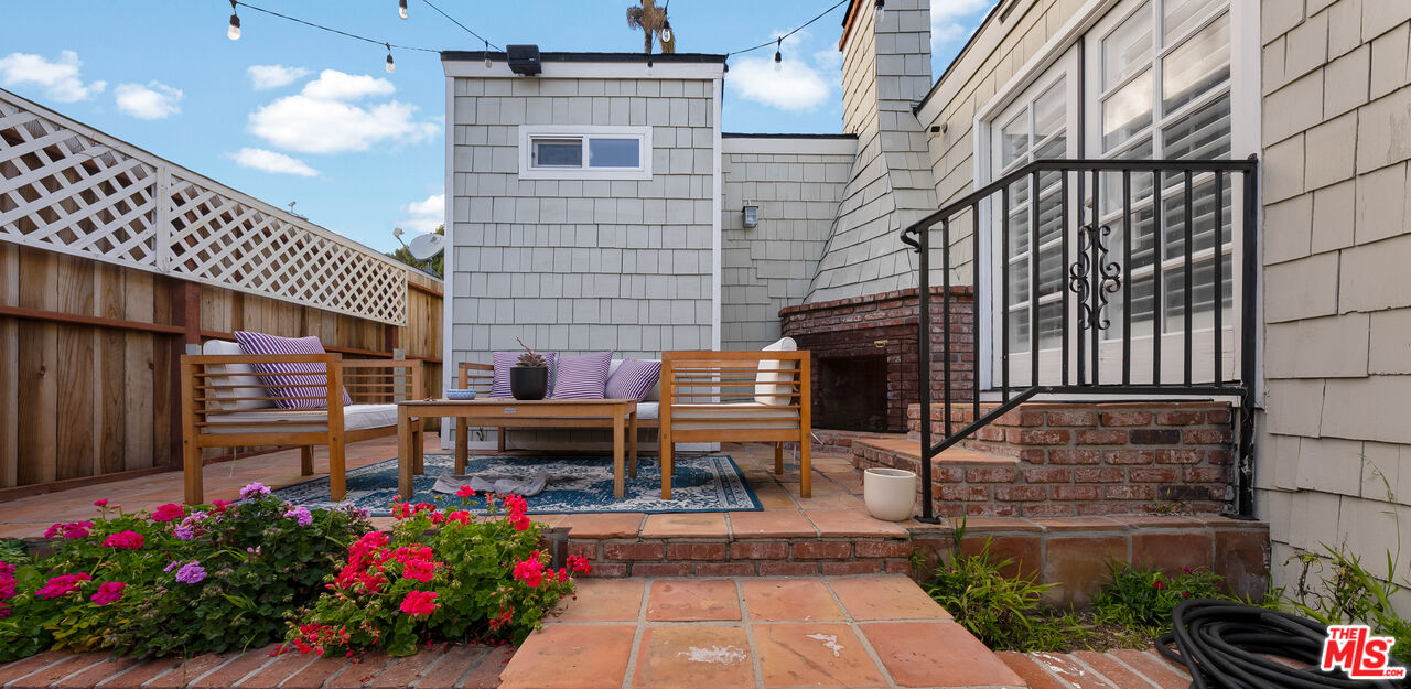 1108 Ocean Park Blvd