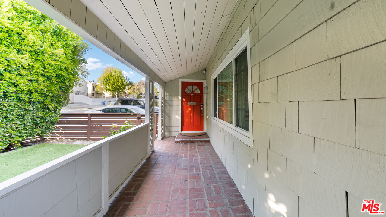 1108 Ocean Park Blvd