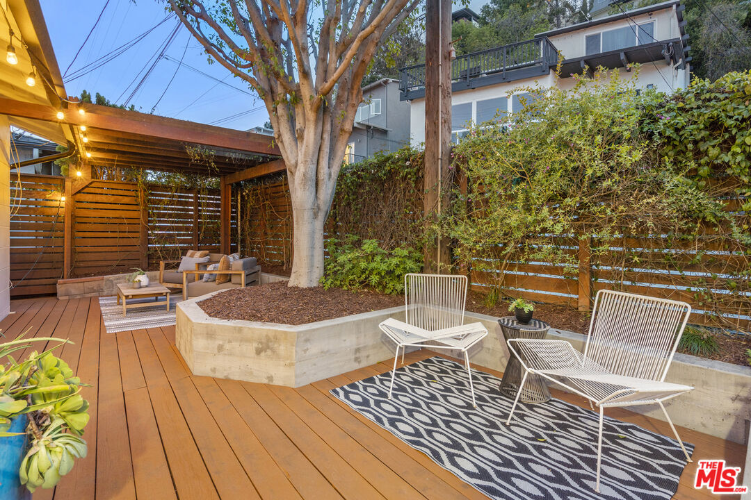2246 Lyric Ave