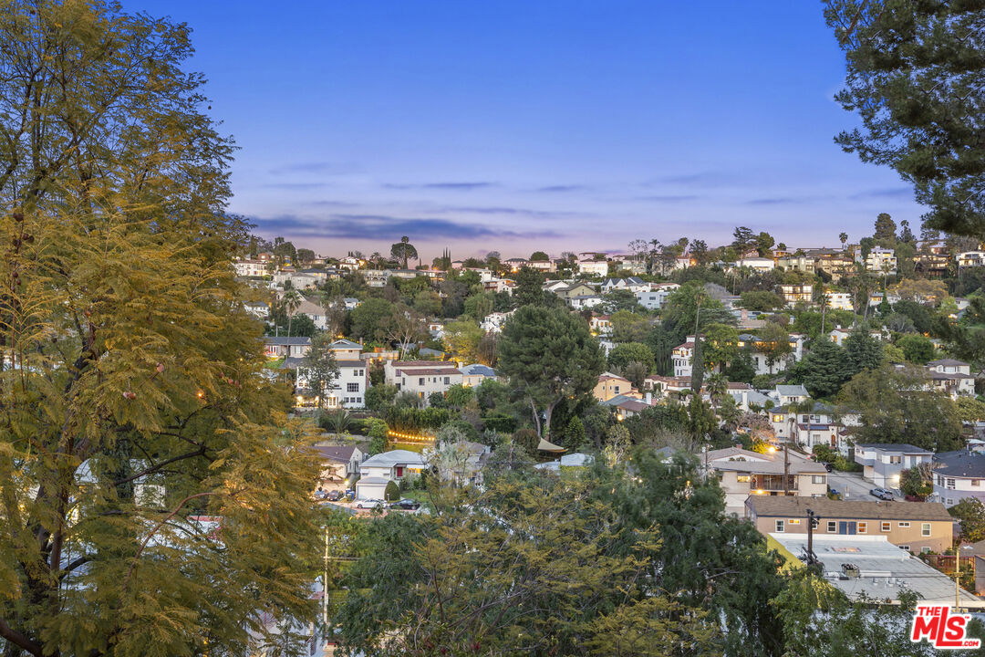 2246 Lyric Ave
