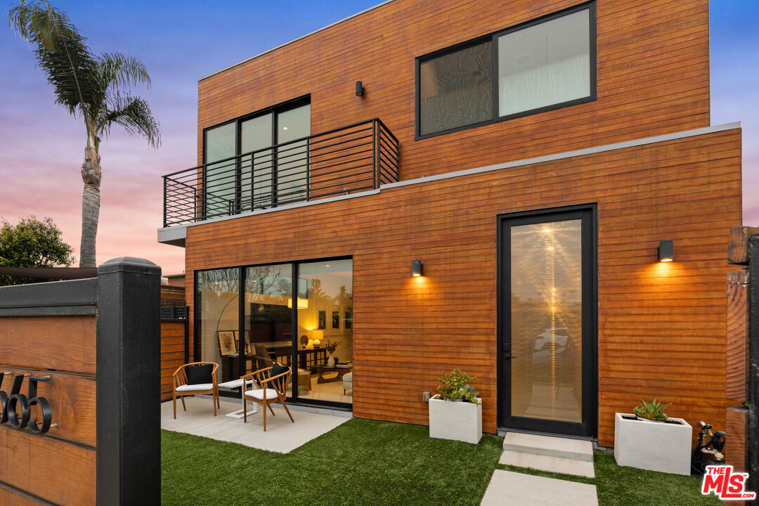 665 Vernon Ave