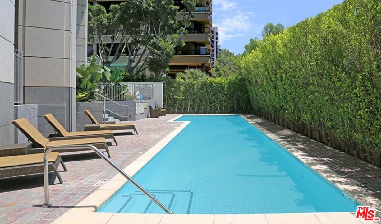 10776 Wilshire Blvd Unit: 1203