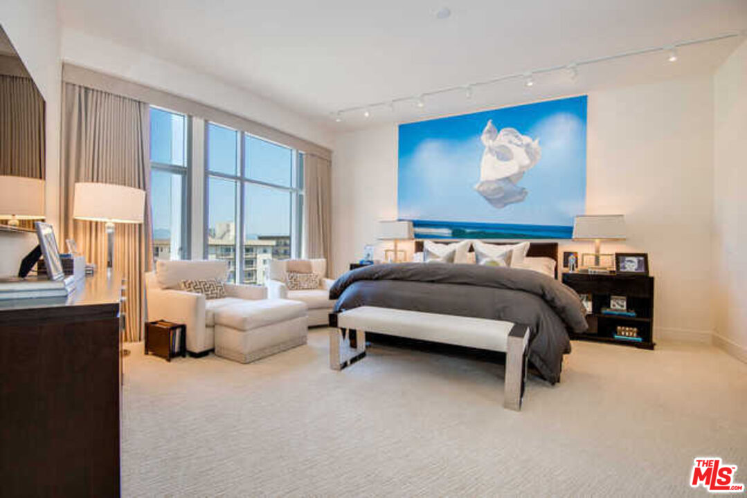 10776 Wilshire Blvd Unit: 1203