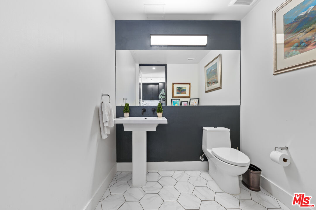 1345 Havenhurst Dr Unit: 13