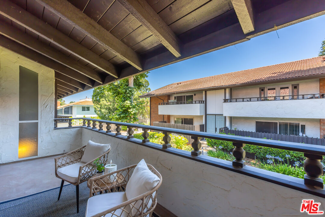 31564 Agoura Rd Unit: 8