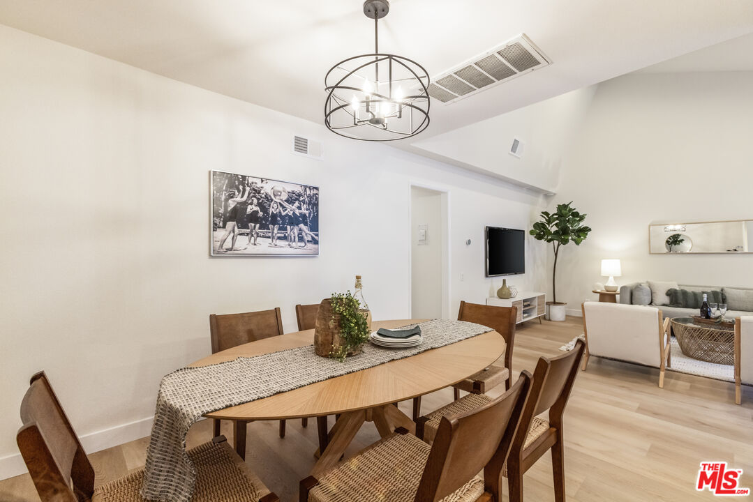31564 Agoura Rd Unit: 8