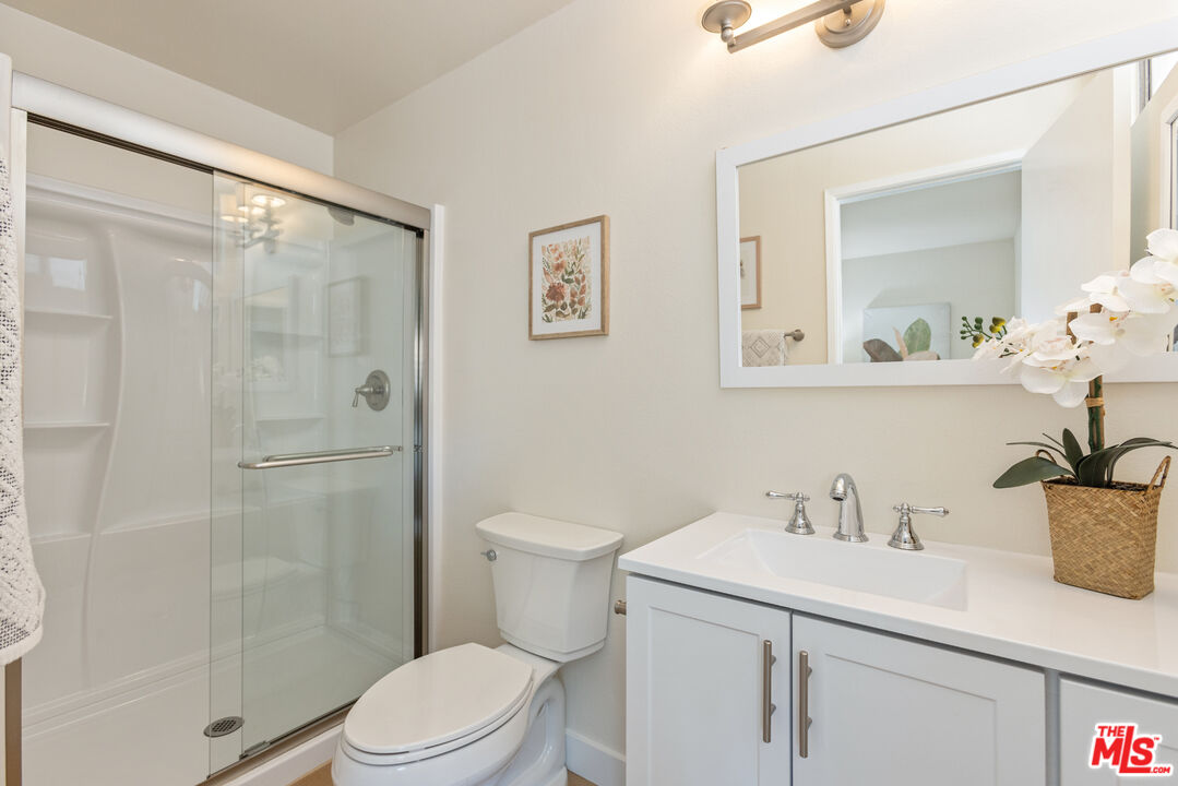 31564 Agoura Rd Unit: 8