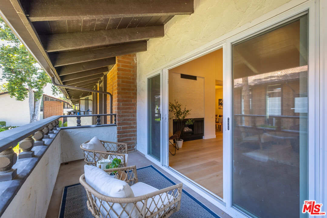 31564 Agoura Rd Unit: 8